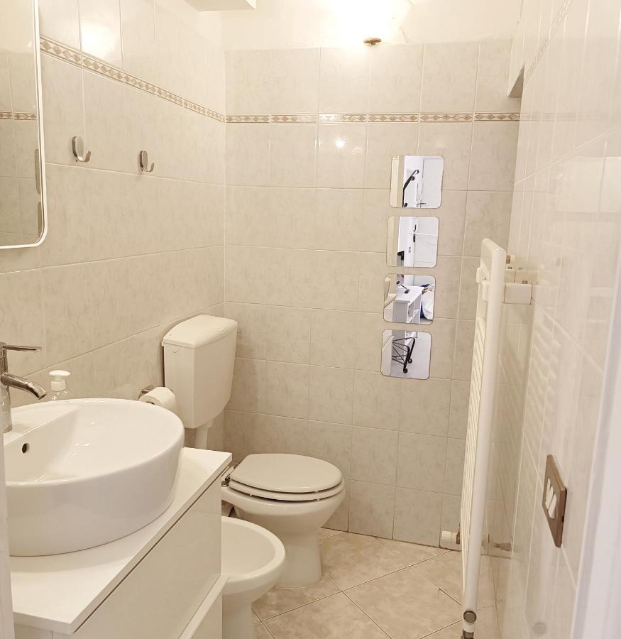 Handy House Флоренция Екстериор снимка
